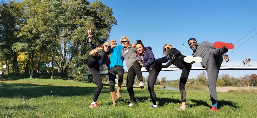 Фітнес на свіжому повітрі: переваги, види тренувань, поради для початківців