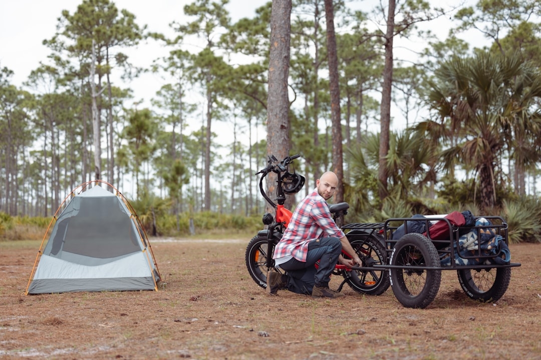 Список must-have спорядження для кемпінгу з дітьми