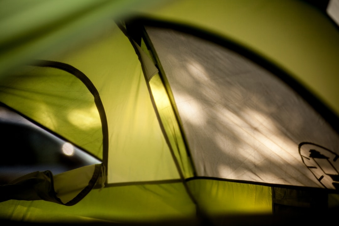 Як обрати намет: огляд основних характеристик та поради експертів